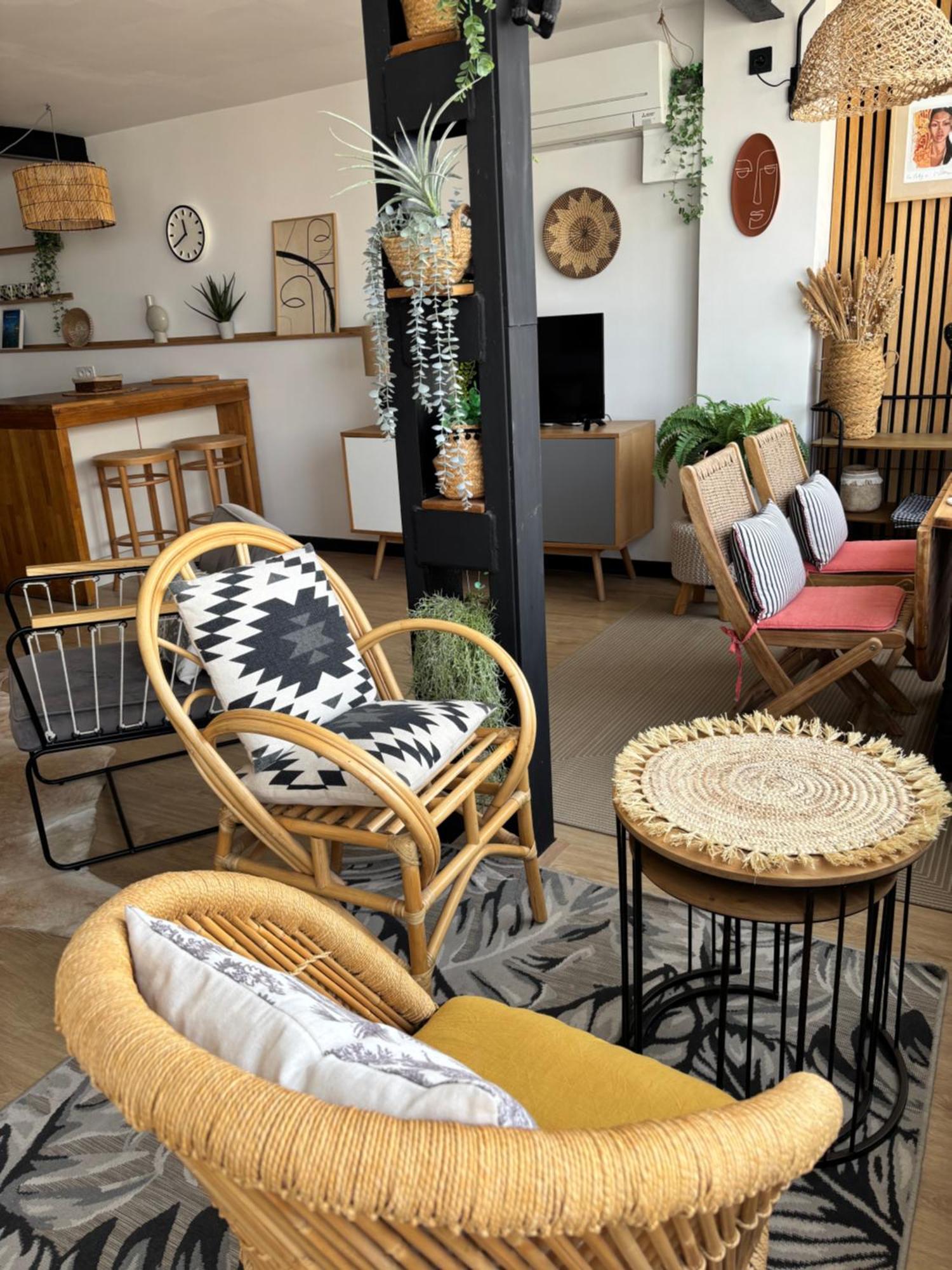 L'Appart-Rosas Boheme Chic, Au Bord De La Mer Bagian luar foto